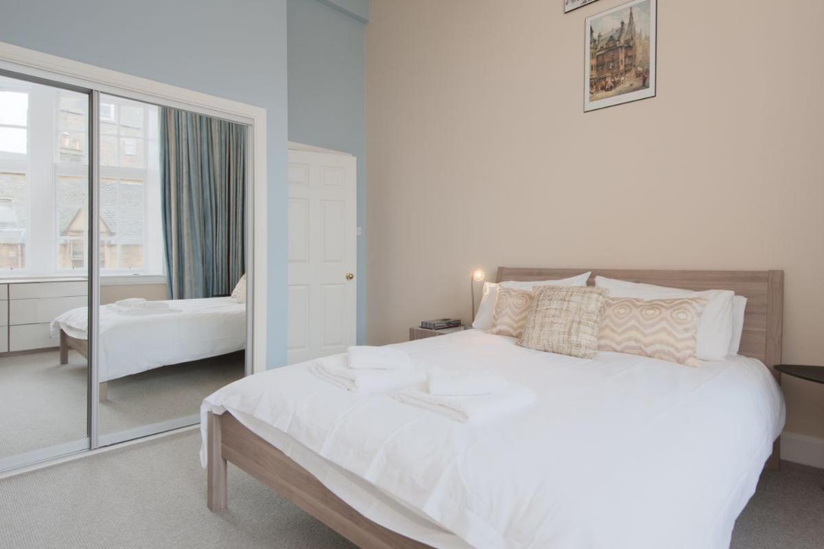 Royal Mile Mansions By Edinburgh City Apartments المظهر الخارجي الصورة