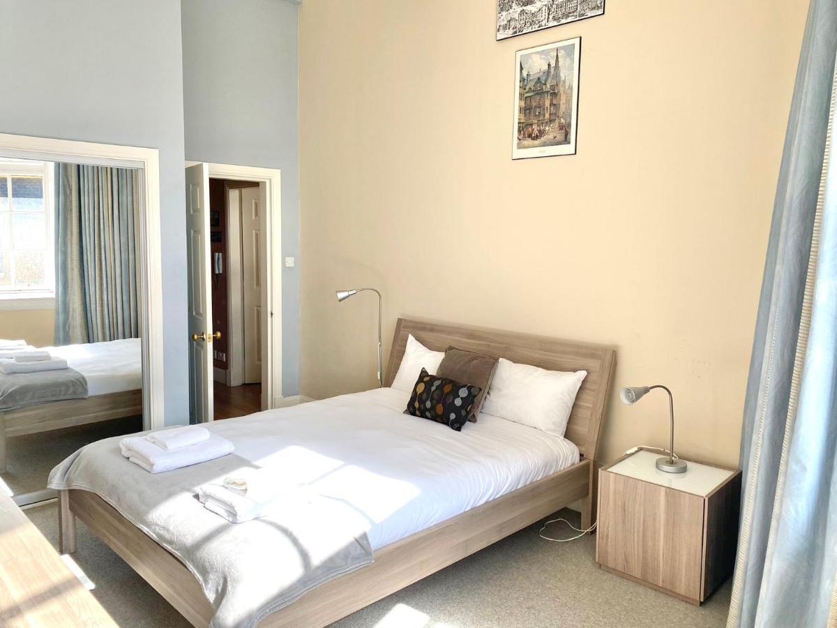 Royal Mile Mansions By Edinburgh City Apartments المظهر الخارجي الصورة